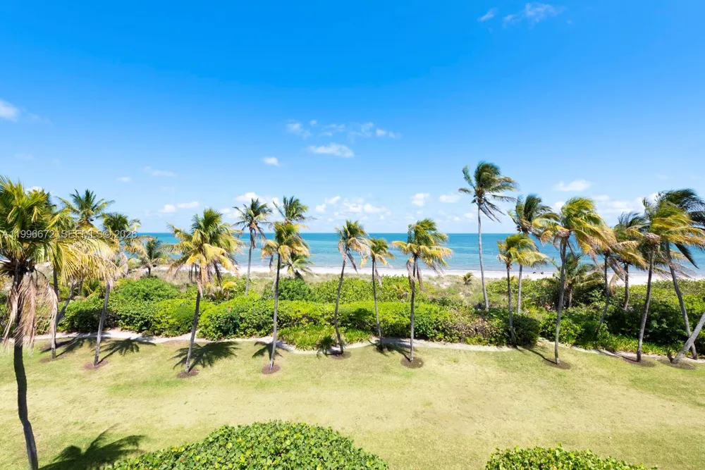 201 Crandon Blvd #174 Key Biscayne, FL 33149