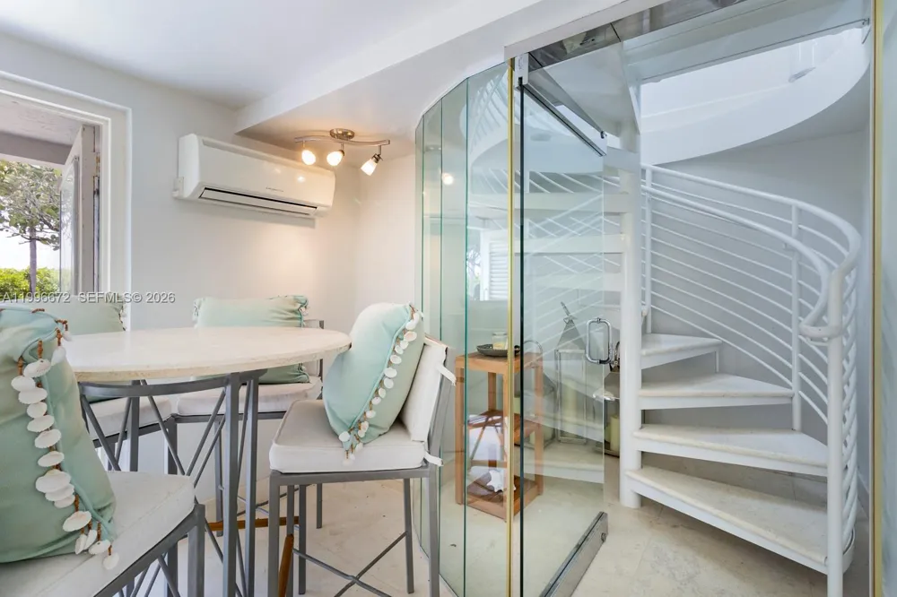 201 Crandon Blvd #174 Key Biscayne, FL 33149