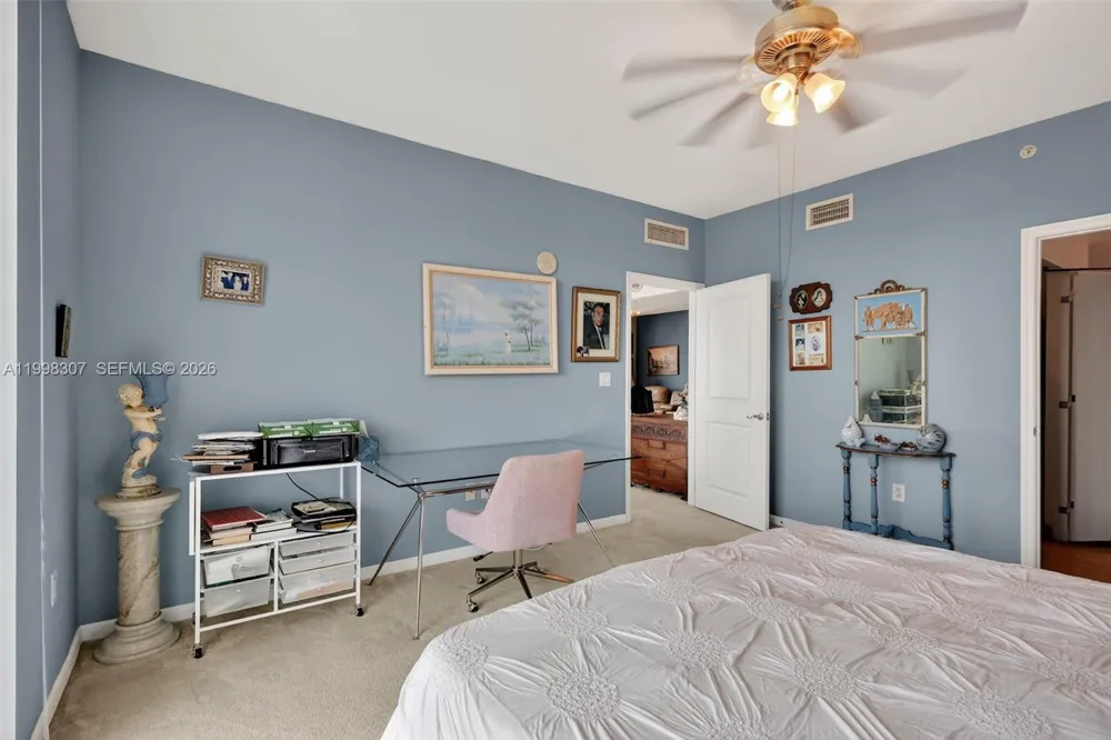 7910 Harbor Island Dr #406 North Bay Village, FL 33141