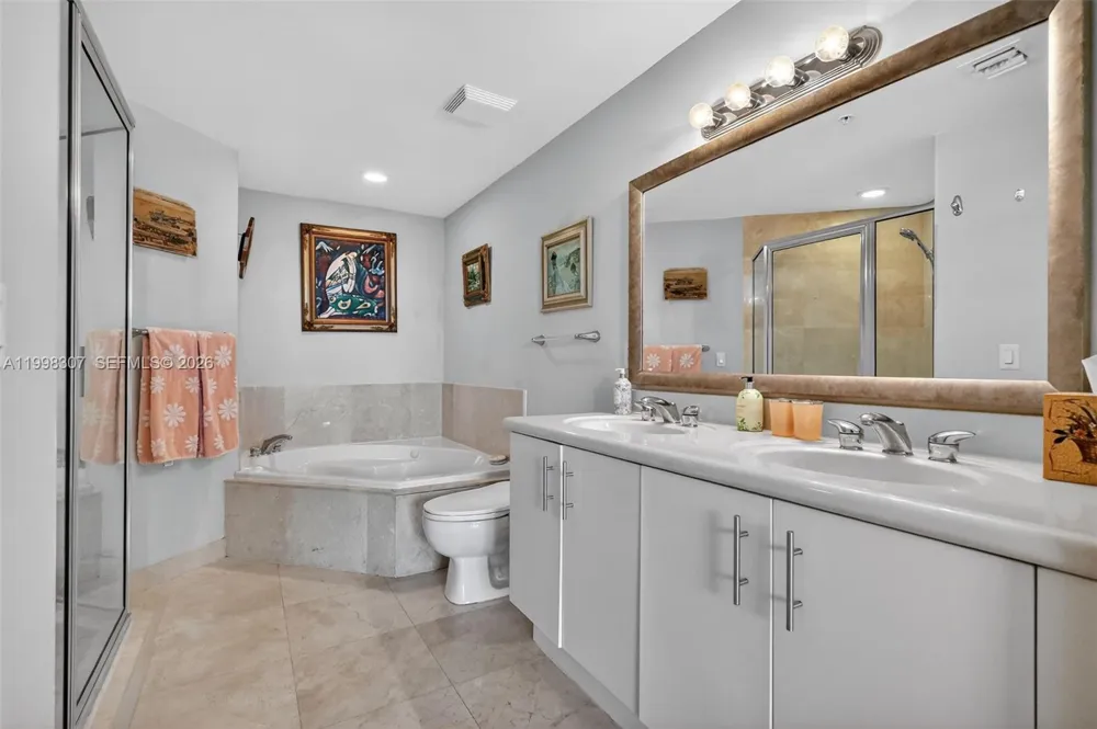 7910 Harbor Island Dr #406 North Bay Village, FL 33141