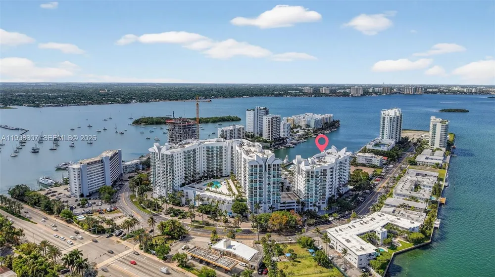 7910 Harbor Island Dr #406 North Bay Village, FL 33141