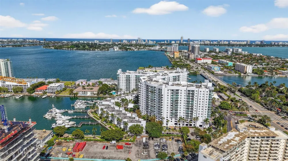 7910 Harbor Island Dr #406 North Bay Village, FL 33141