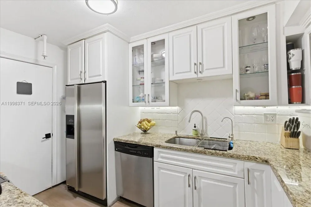 550 Ocean Drive #3H Key Biscayne, FL 33149
