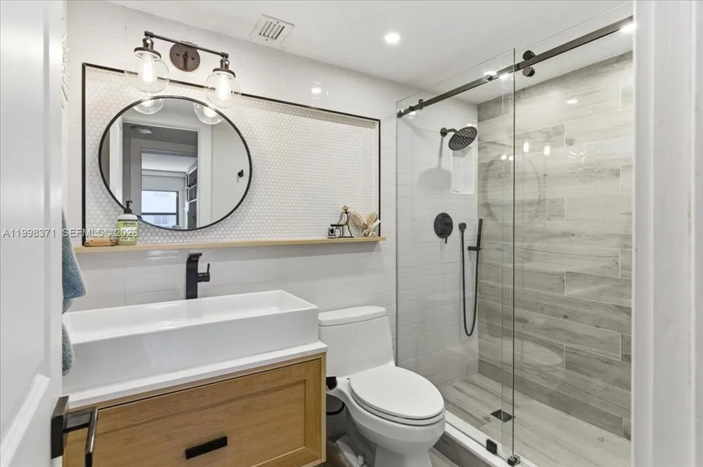 550 Ocean Drive #3H Key Biscayne, FL 33149