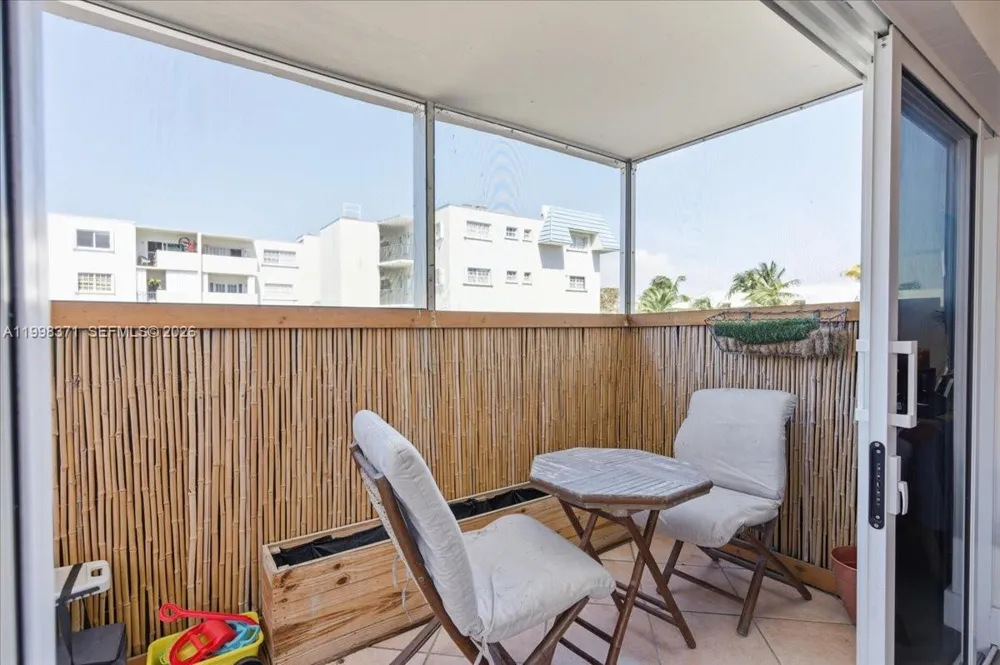 550 Ocean Drive #3H Key Biscayne, FL 33149