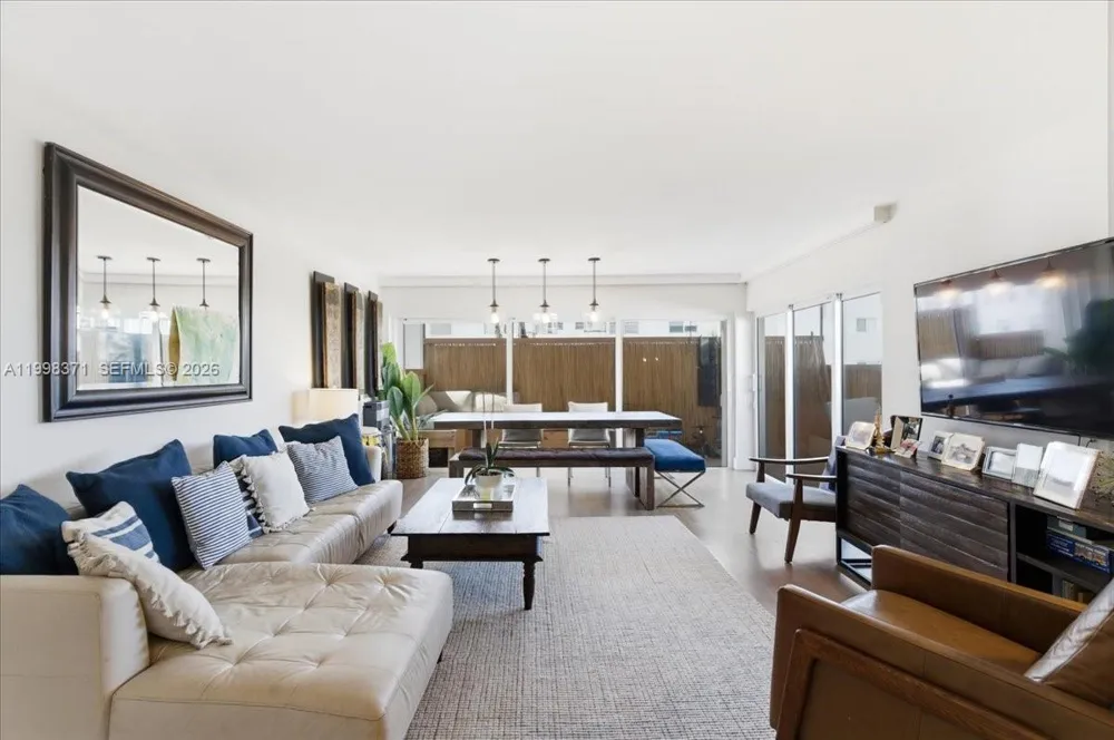 550 Ocean Drive #3H Key Biscayne, FL 33149