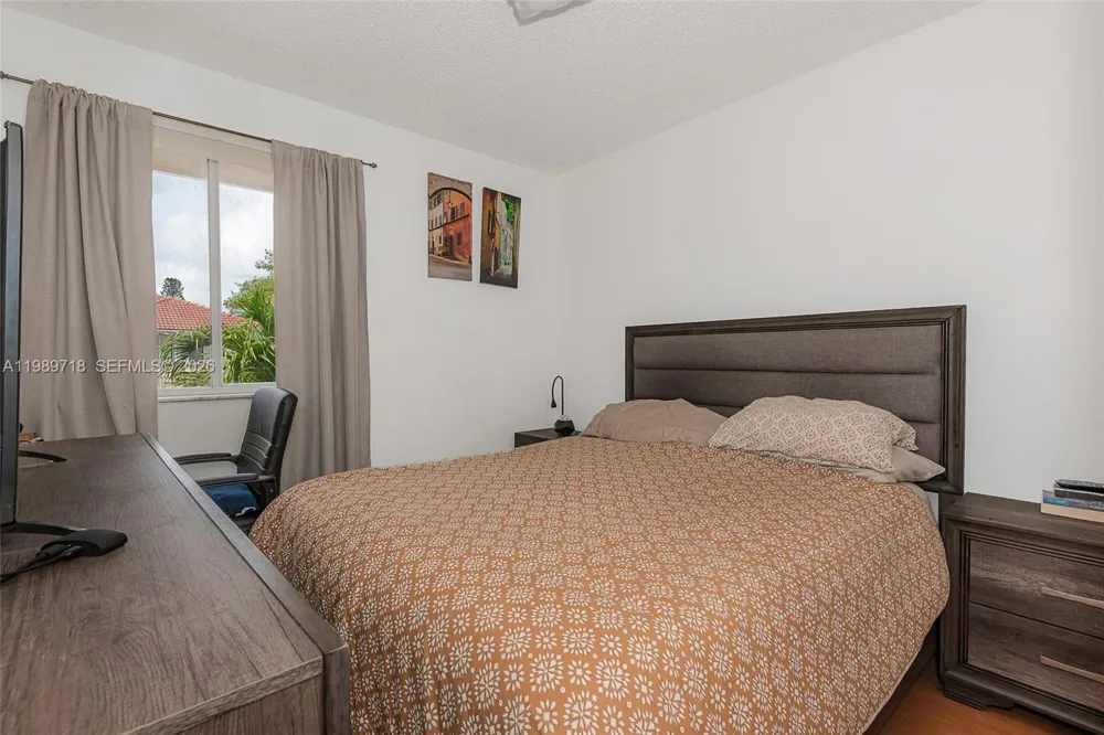 17757 SW 141st Ct Miami, FL 33177