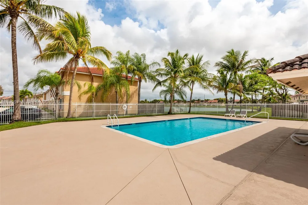 17757 SW 141st Ct Miami, FL 33177
