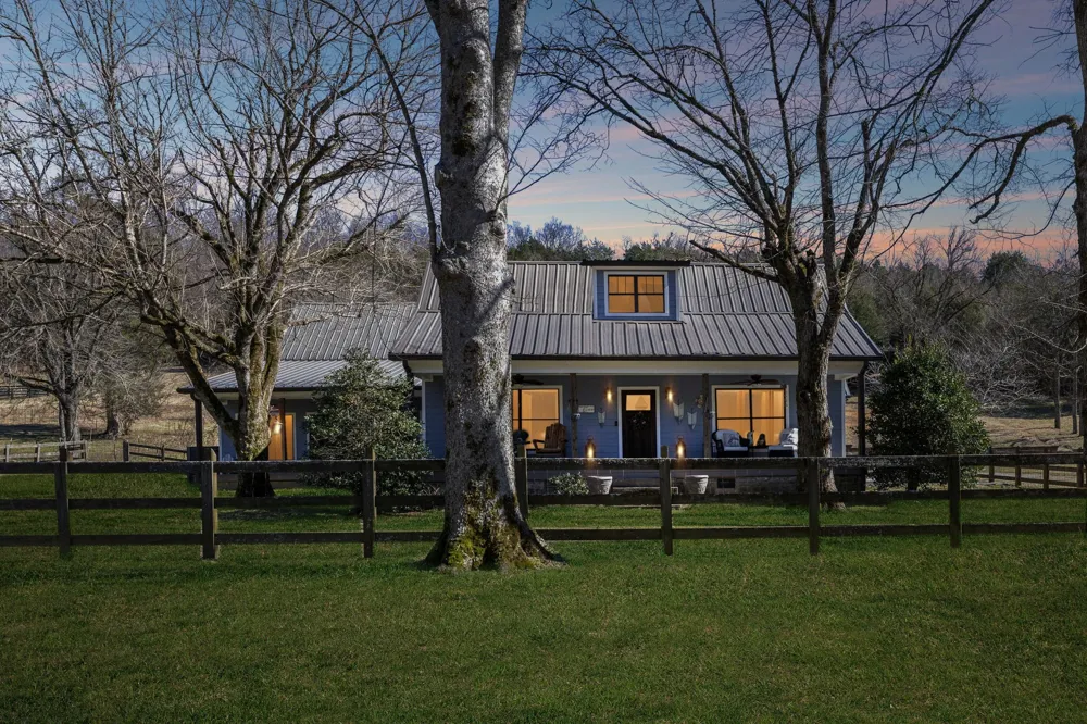 4556 Gossburg Rd Beechgrove, TN 37018
