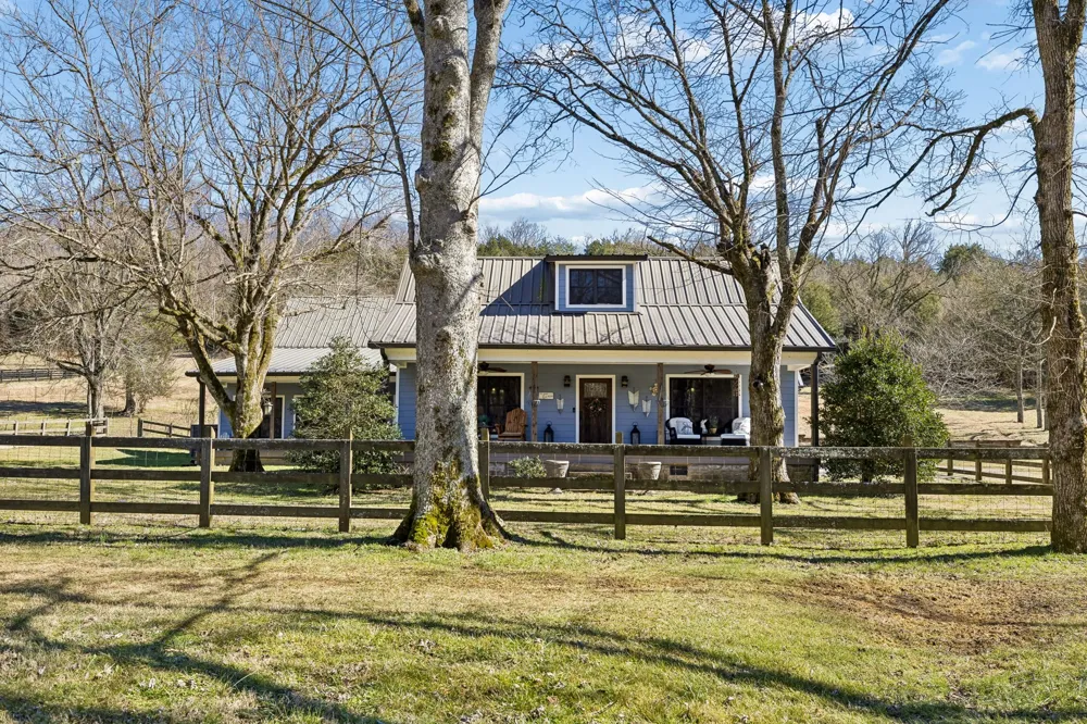 4556 Gossburg Rd Beechgrove, TN 37018