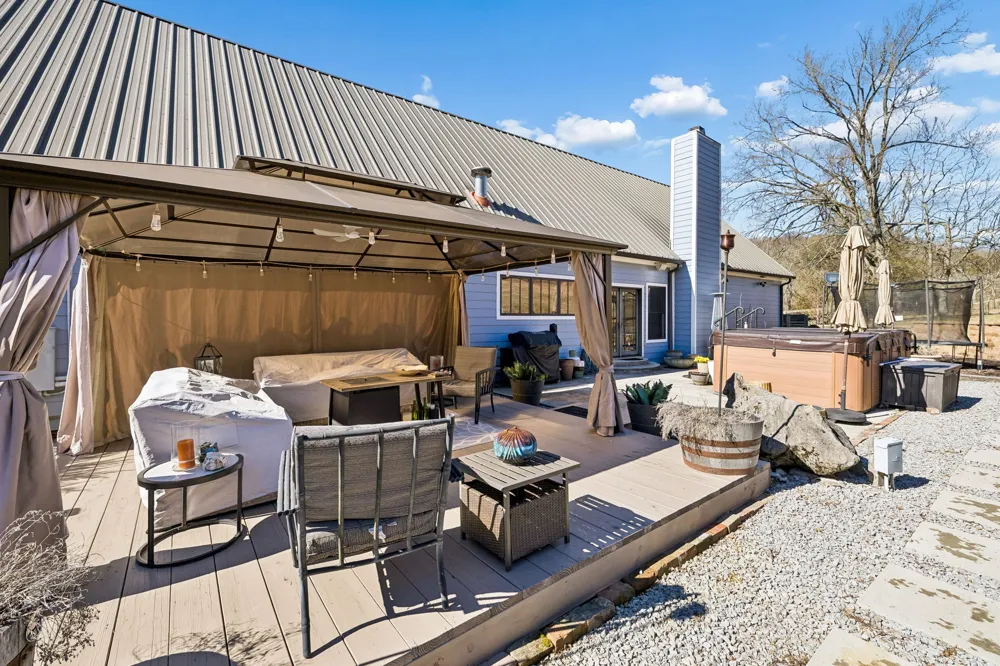 4556 Gossburg Rd Beechgrove, TN 37018