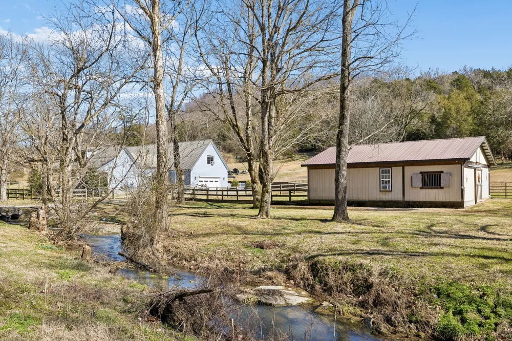 4556 Gossburg Rd Beechgrove, TN 37018