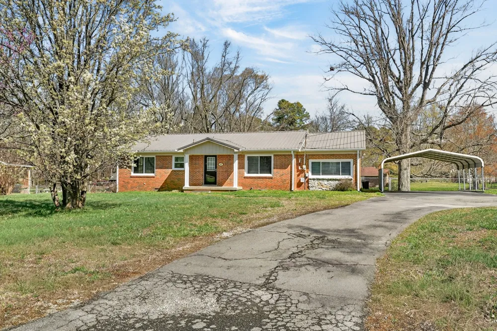 140 Simmons Cir Fayetteville, TN 37334
