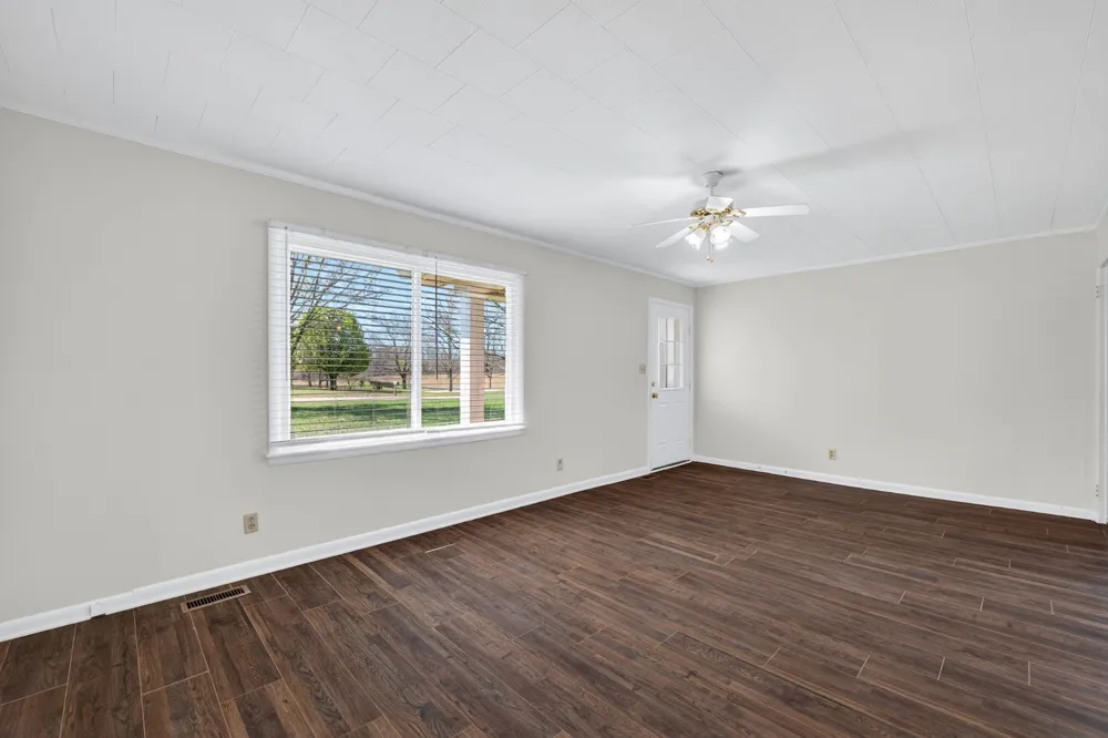 140 Simmons Cir Fayetteville, TN 37334