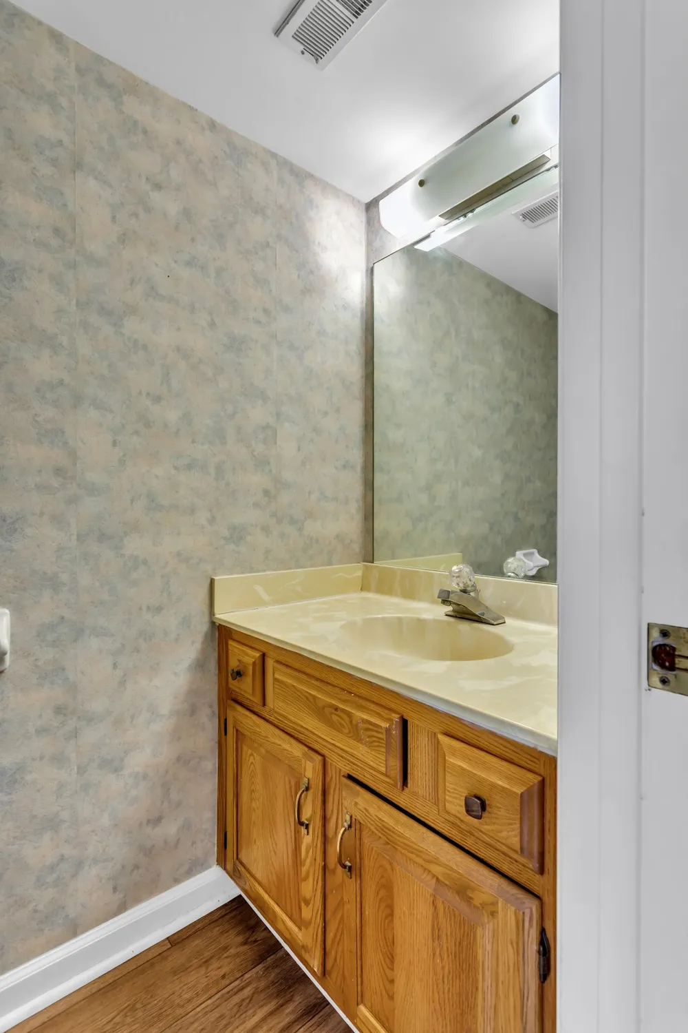 2204 Union Place Court Columbia, TN 38401
