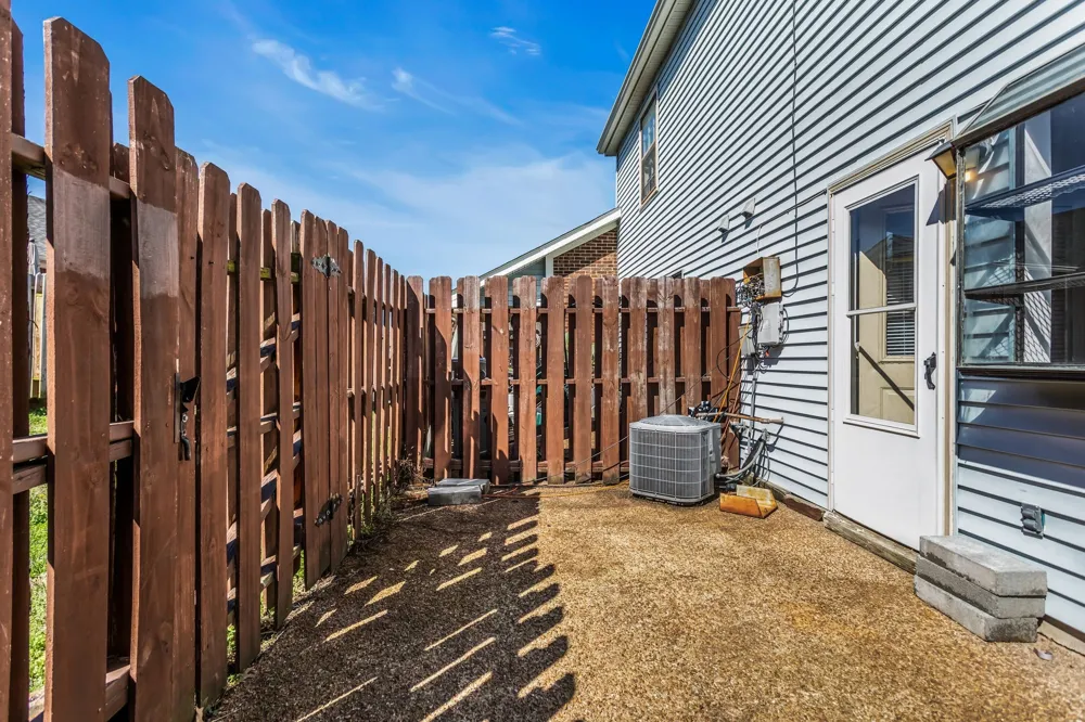 2204 Union Place Court Columbia, TN 38401