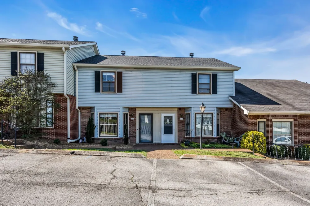 2204 Union Place Court Columbia, TN 38401