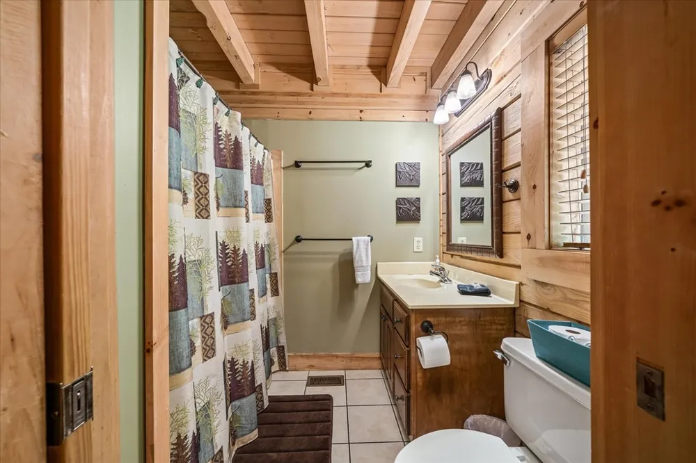 101 Meadow View Lane Spencer, TN 38585