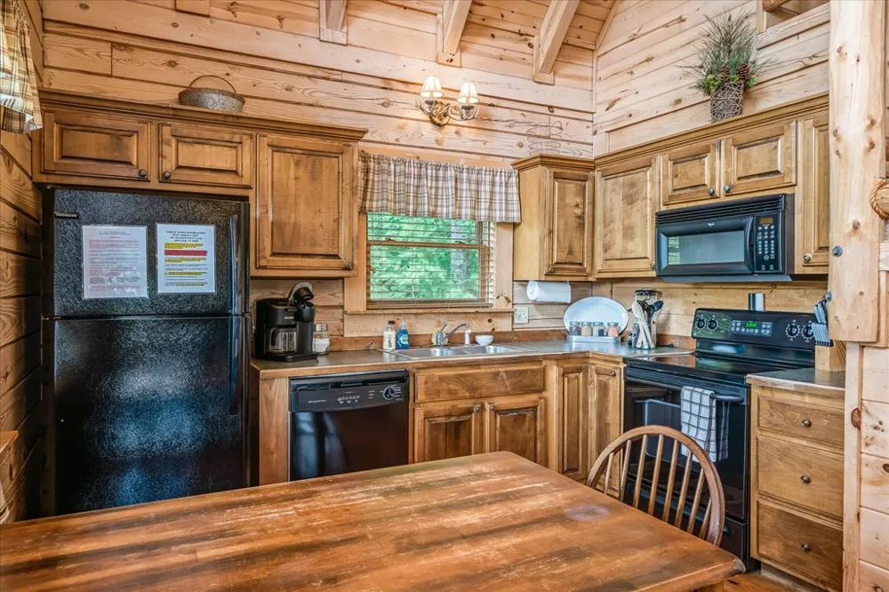 101 Meadow View Lane Spencer, TN 38585