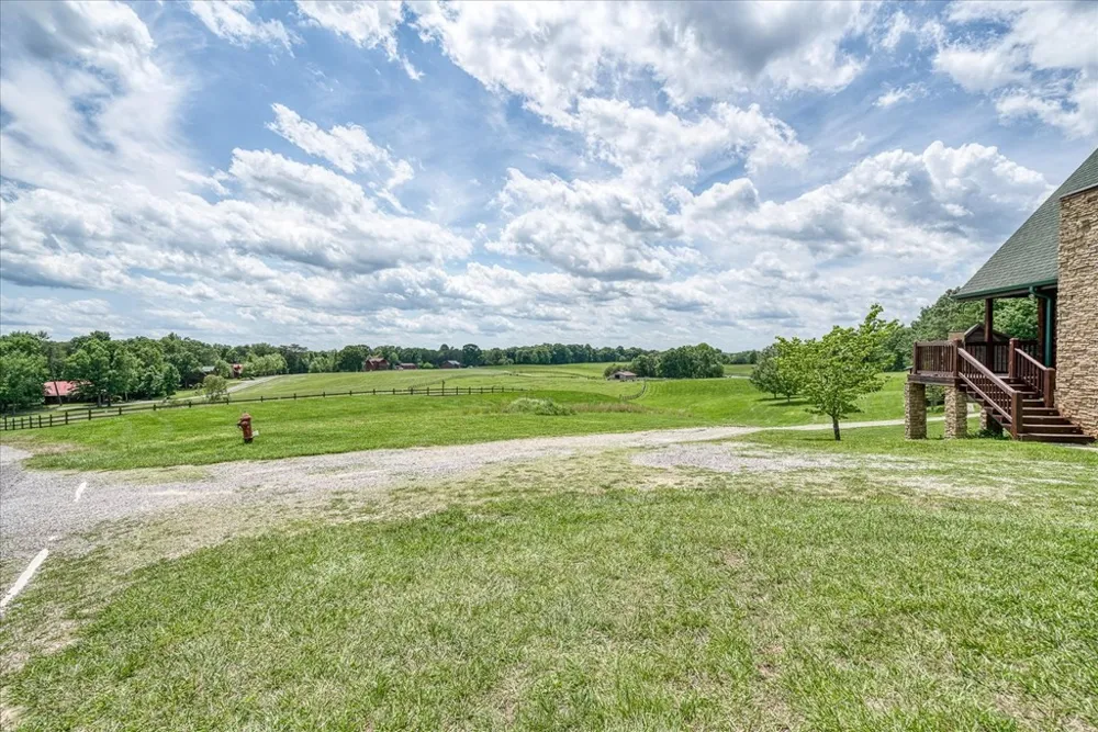101 Meadow View Lane Spencer, TN 38585