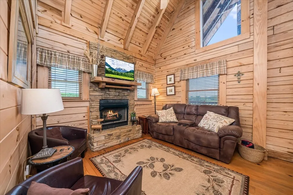 101 Meadow View Lane Spencer, TN 38585