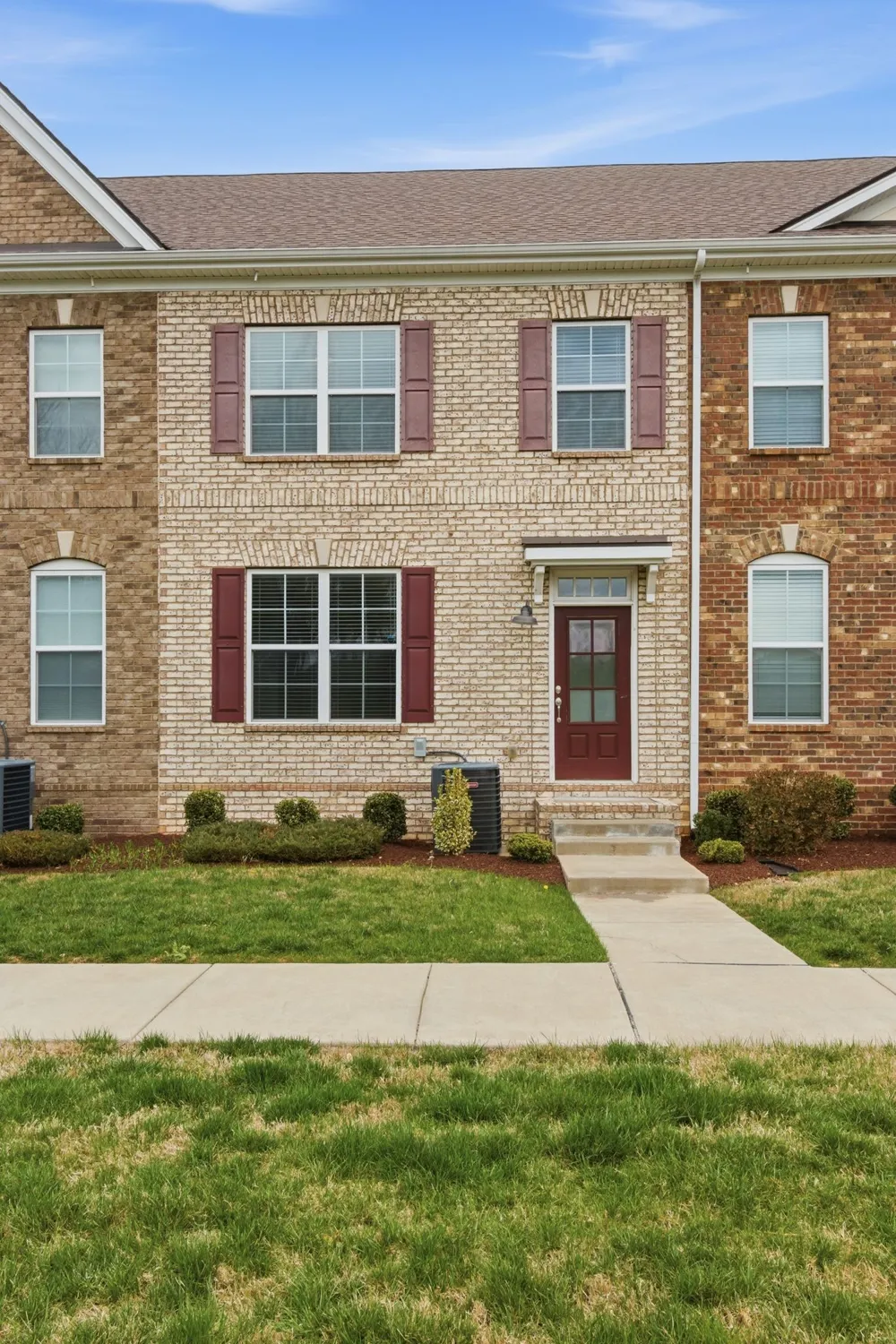204 Kinsale Dr Spring Hill, TN 37174