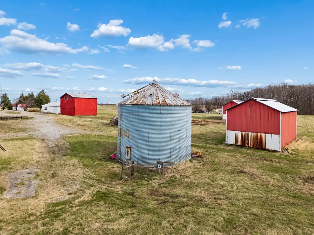 7307 Dunn Rd Cedar Hill, TN 37032