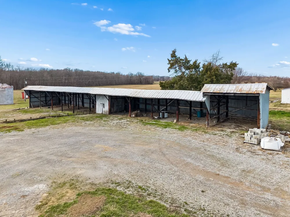 7307 Dunn Rd Cedar Hill, TN 37032