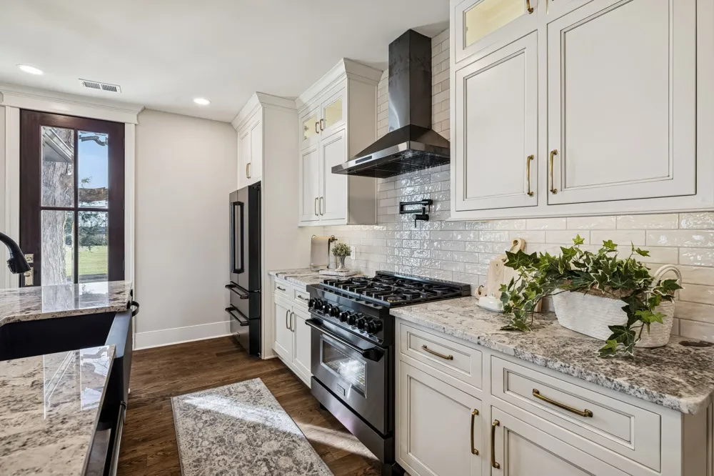 7307 Dunn Rd Cedar Hill, TN 37032