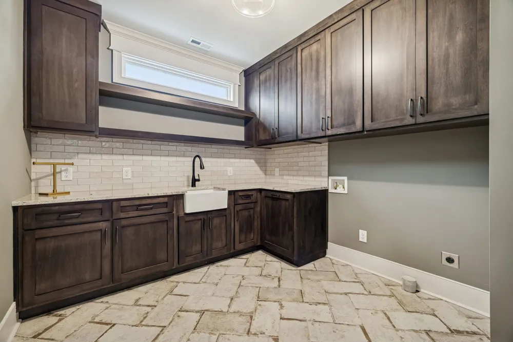 7307 Dunn Rd Cedar Hill, TN 37032