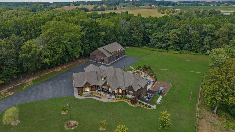 6704 Highway 52 W Lafayette, TN 37083