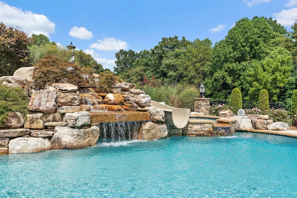 6704 Highway 52 W Lafayette, TN 37083