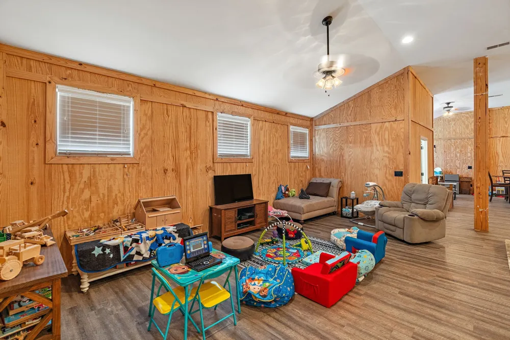 6704 Highway 52 W Lafayette, TN 37083