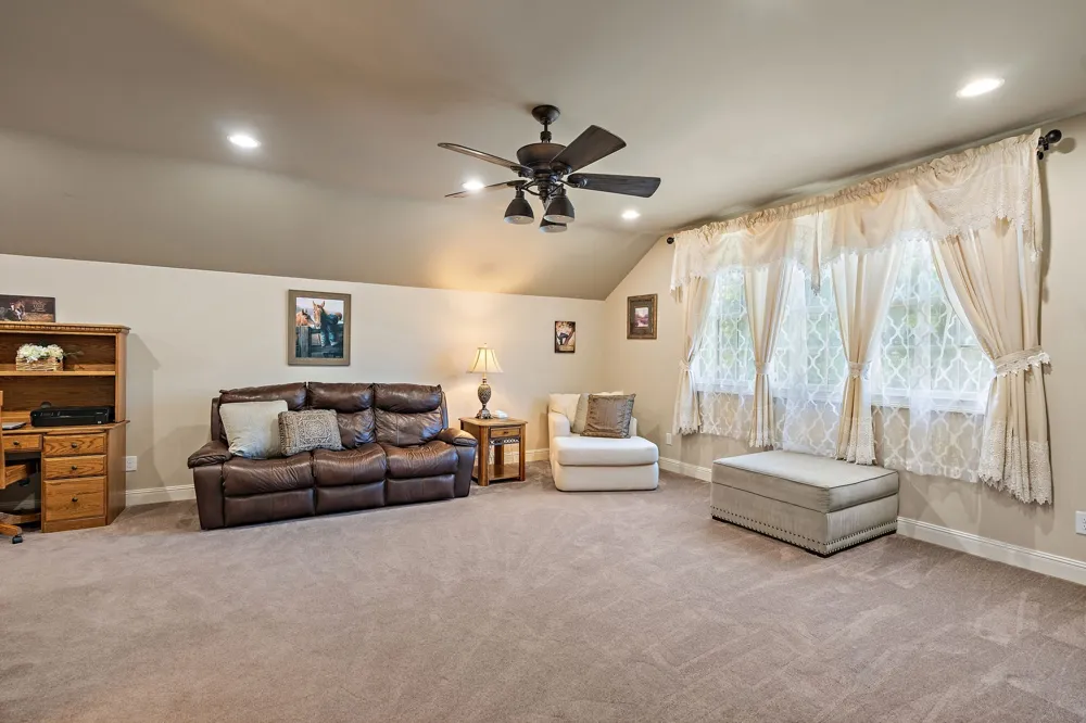 6704 Highway 52 W Lafayette, TN 37083