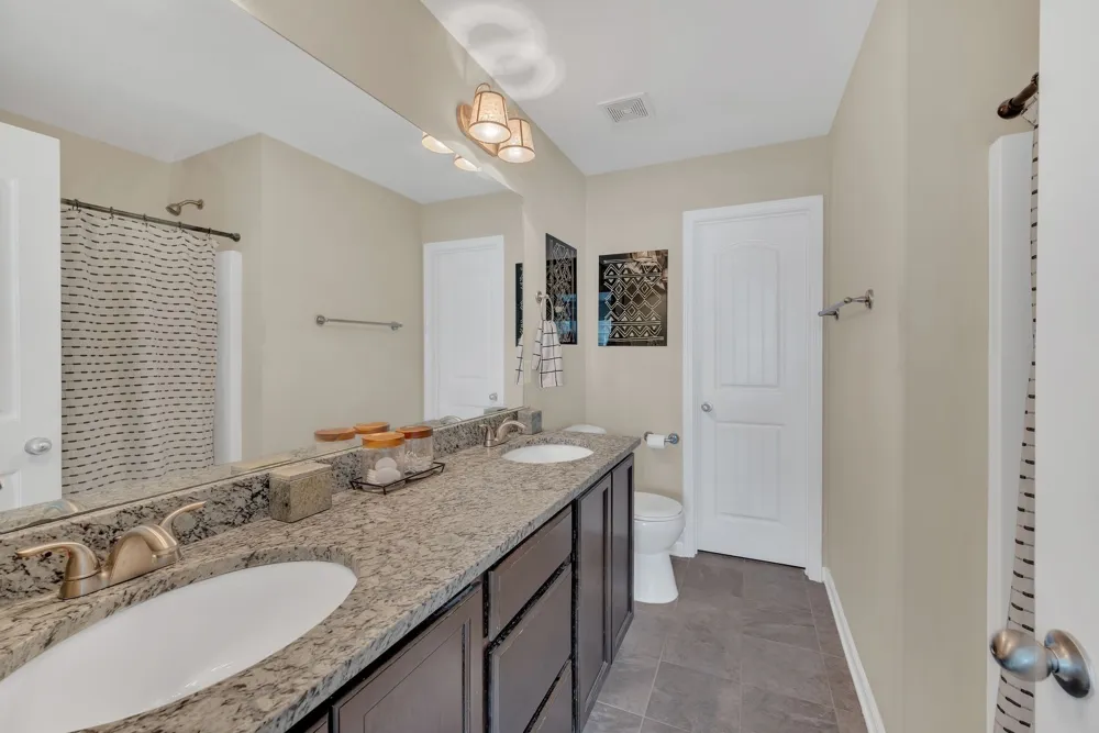 127 Cobblestone Place Dr Goodlettsville, TN 37072