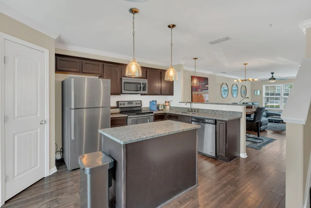 127 Cobblestone Place Dr Goodlettsville, TN 37072
