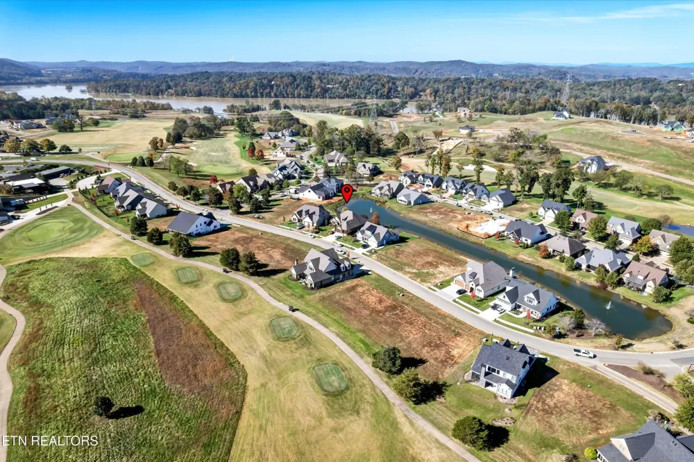 2775 Old Club Rd Loudon, TN 37774
