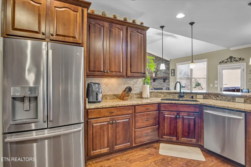 2775 Old Club Rd Loudon, TN 37774