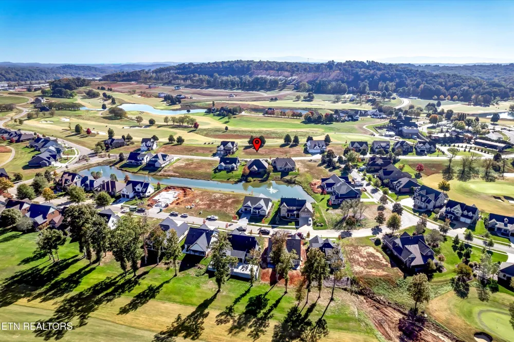 2775 Old Club Rd Loudon, TN 37774