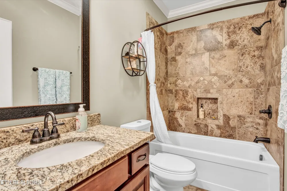2775 Old Club Rd Loudon, TN 37774