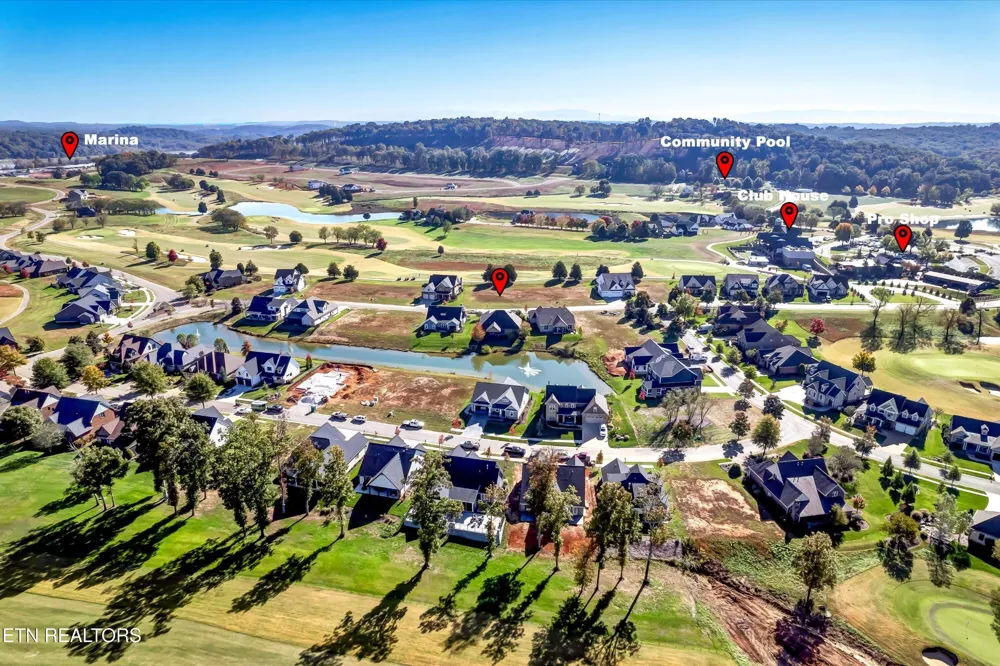 2775 Old Club Rd Loudon, TN 37774