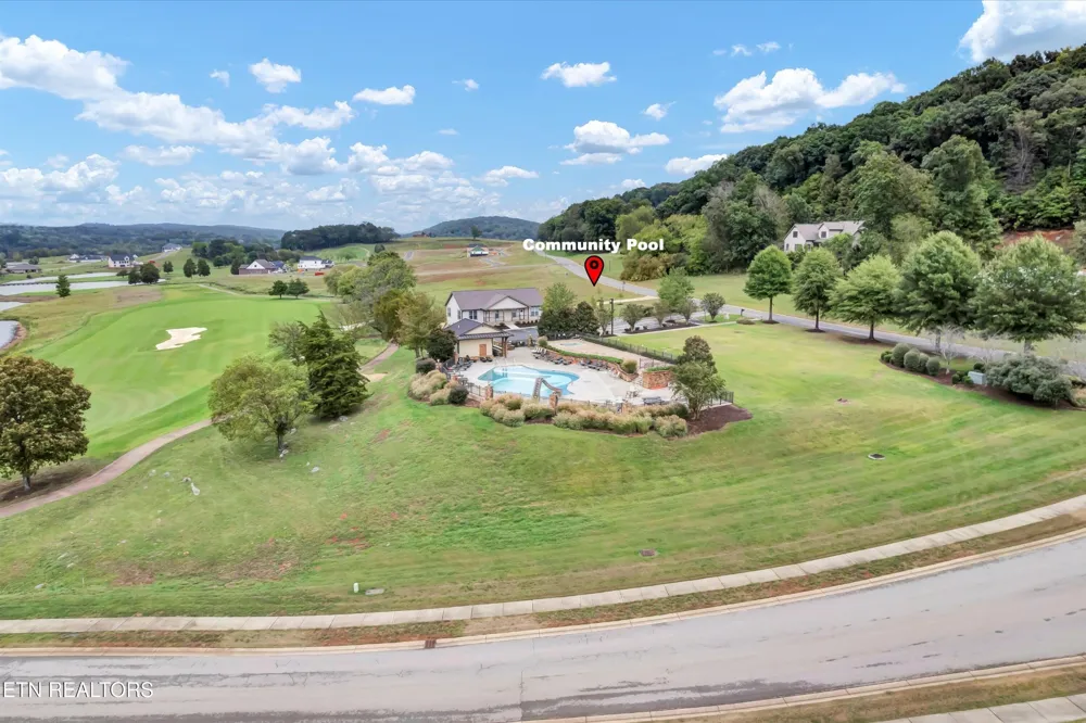 2775 Old Club Rd Loudon, TN 37774