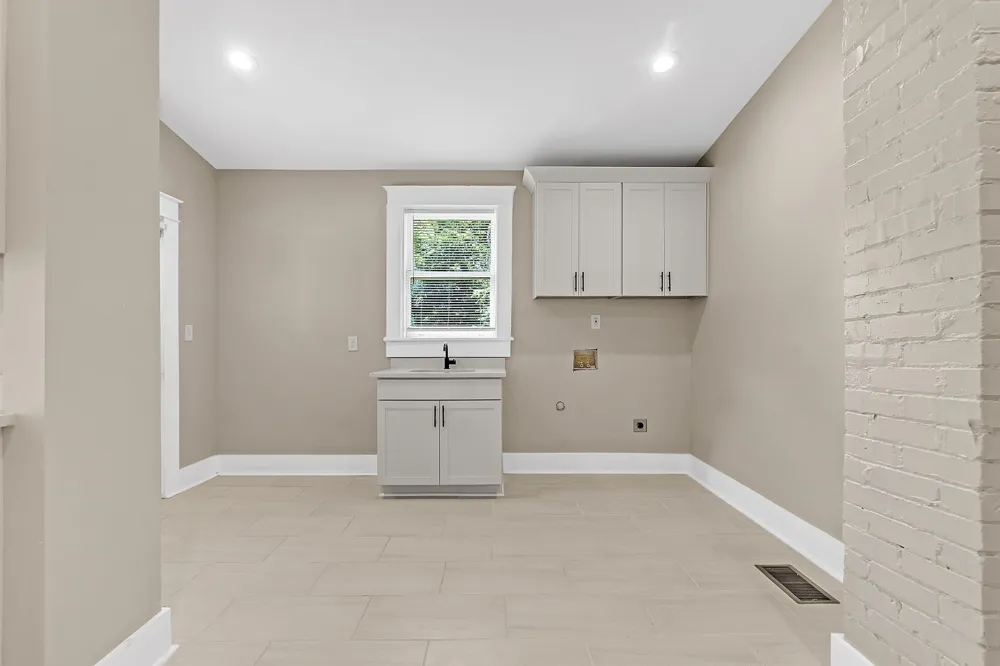 59 N WILLETT ST Memphis, TN 38104