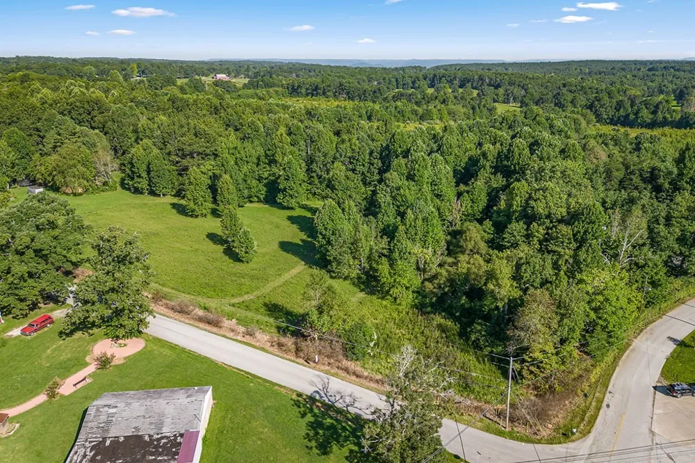 5445 Coal Bank Rd Sparta, TN 38583