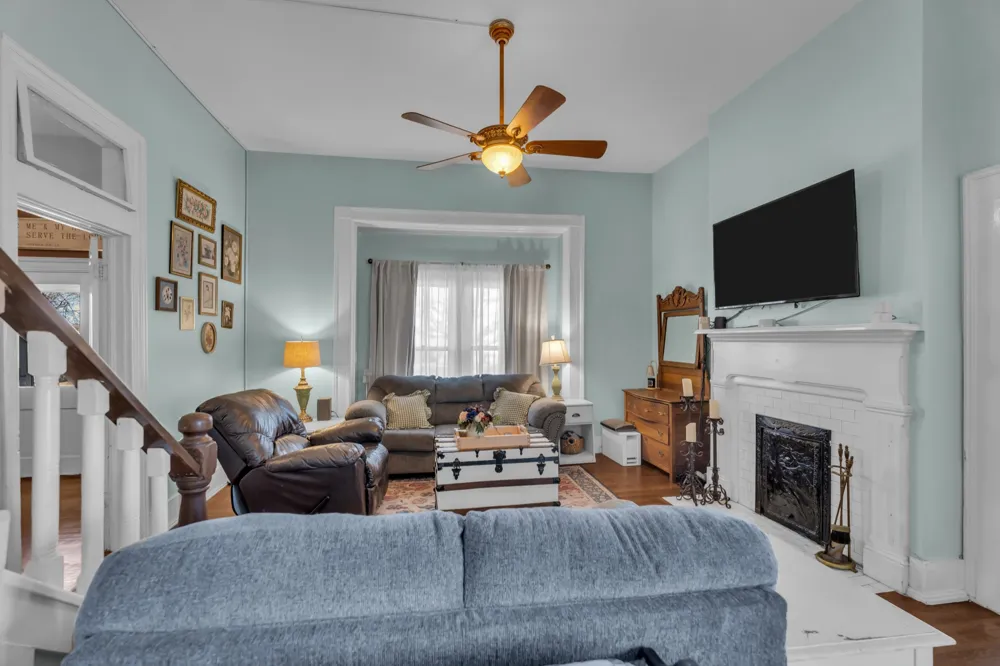 111 College Ave Centerville, TN 37033