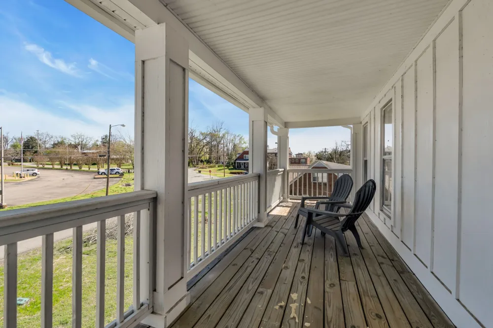 111 College Ave Centerville, TN 37033