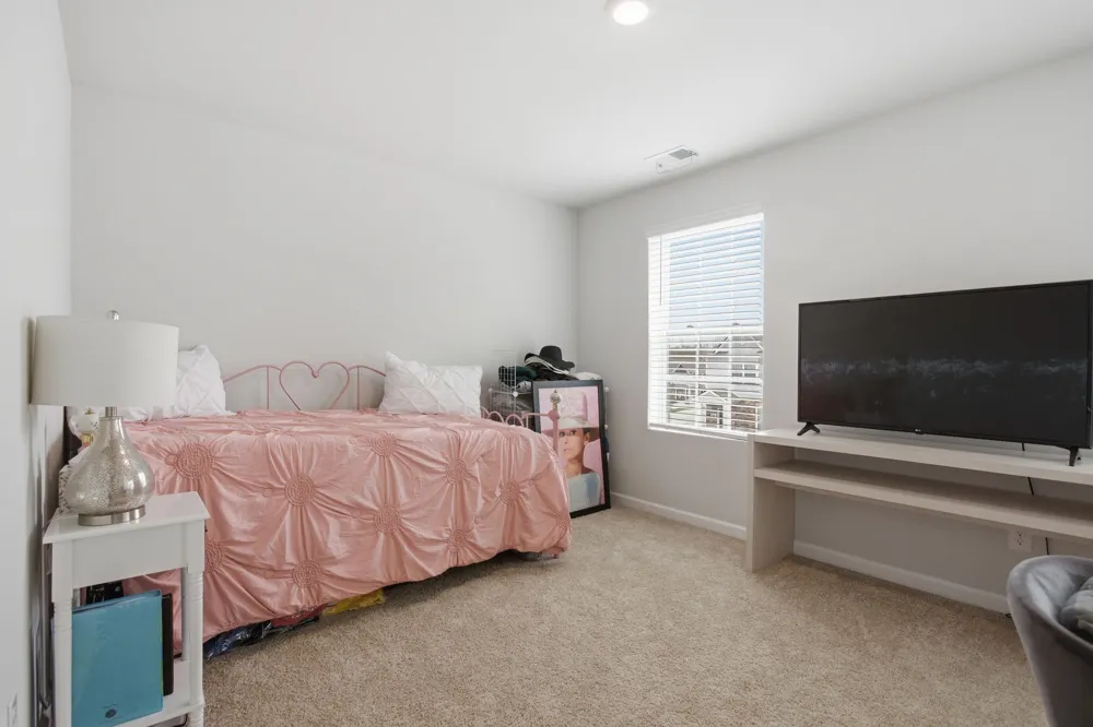806 Dallas Dr Columbia, TN 38401