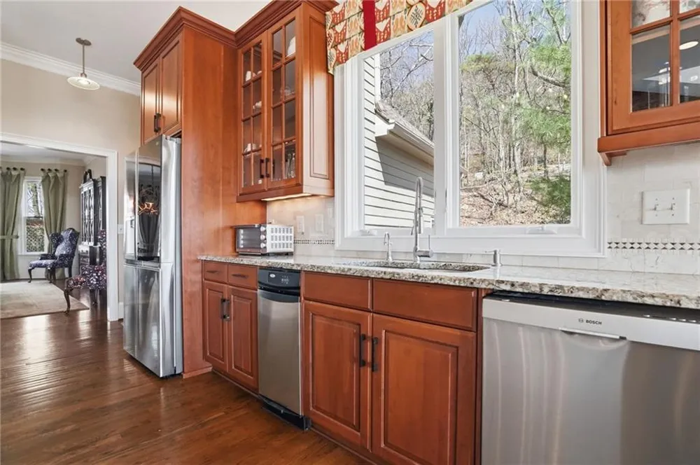 1021 Falcon Heights Big Canoe, GA 30143