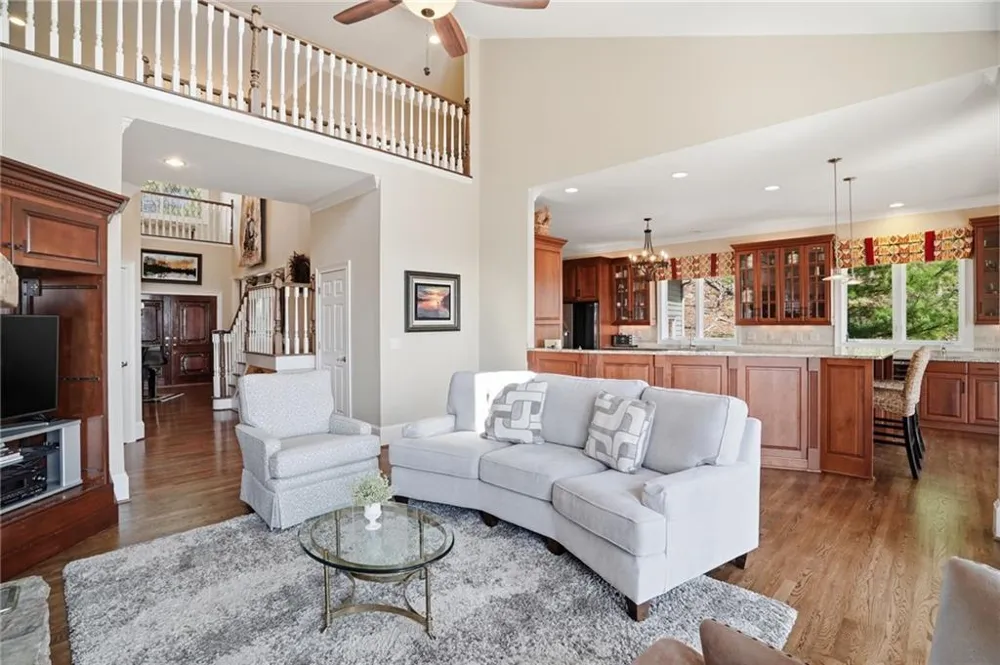 1021 Falcon Heights Big Canoe, GA 30143