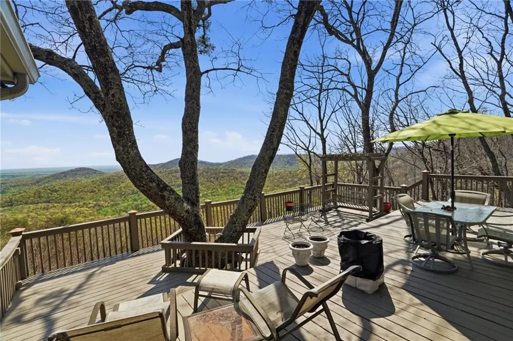 1021 Falcon Heights Big Canoe, GA 30143